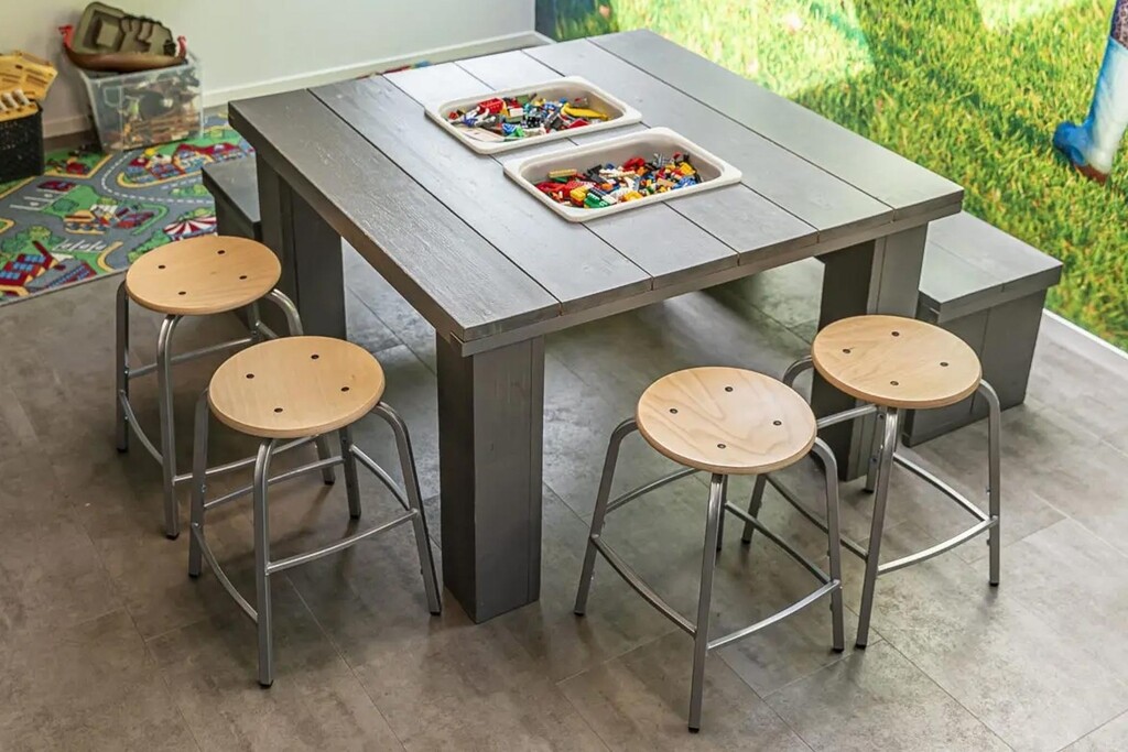 Tabouret kruk W15 met houten zitting