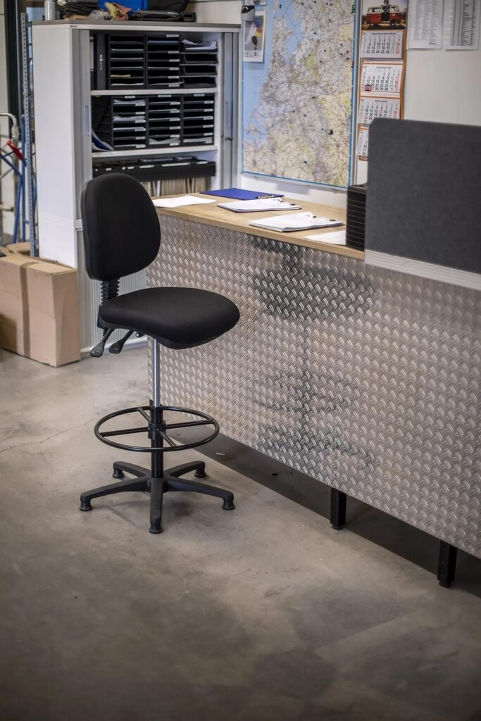 Kassastoel Pro II met kunstleren zitting